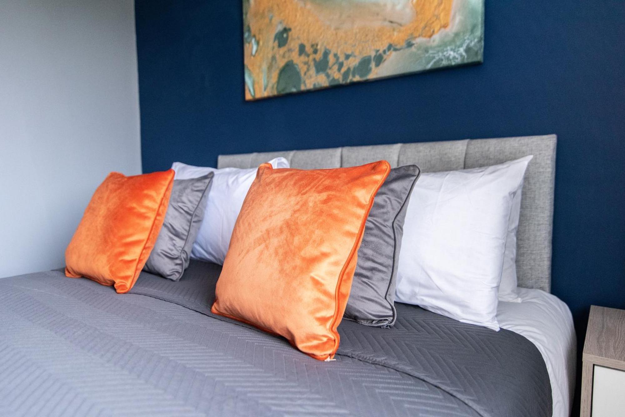 Apartment 3 Bed - Perfect For Contractors Near Liverpool Airport