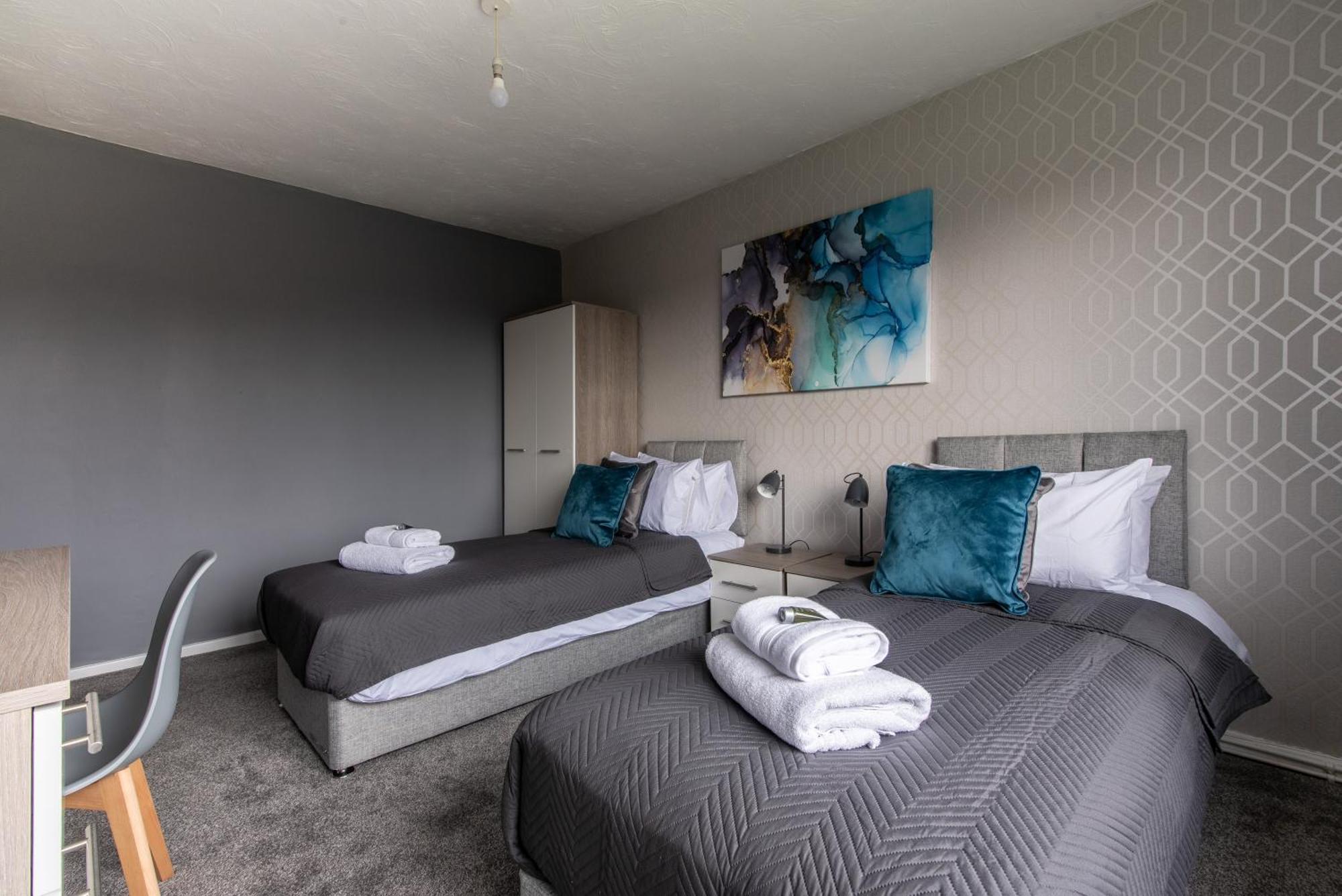 Apartment 3 Bed - Perfect For Contractors Near Liverpool Airport Hale (Merseyside)